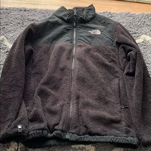 Black north face jacket